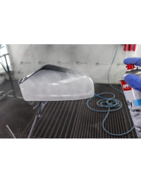 Bombe de Peinture Blanche application - résultat - avant - après Bombe de Peinture Blanche application - résultat - avant - après