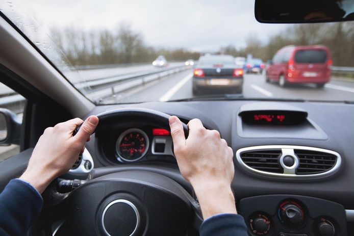 pourquoi il ne faut surtout pas rouler sur la réserve de carburant