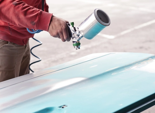 comment peindre la carrosserie de sa voiture avec un pistolet peinture application appret