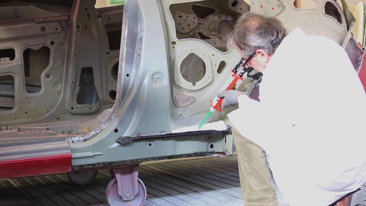 pourquoi colle reparer carrosserie voiture
